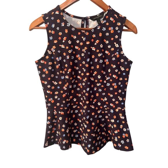 Banana Republic Tops - Banana Republic Purple Floral Print Peplum Sleeveless Keyhole Closure Top Size 2